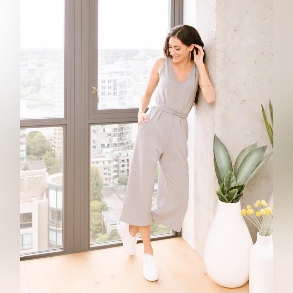 SMASH + TESS X Gillian Harris the Lakeside romper slay grey belted jumpsuit Smal